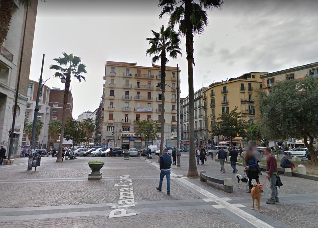 Toledostop Napoli Eksteriør bilde The square